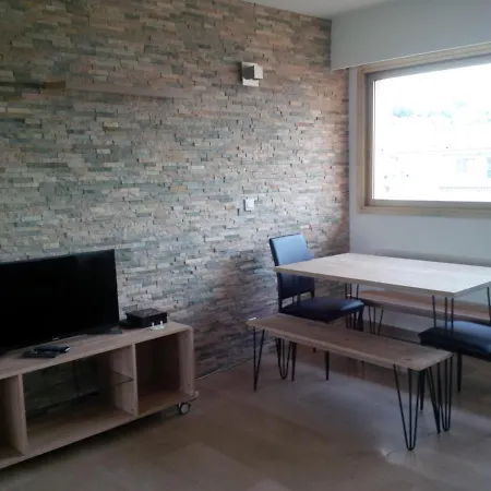 Appartement Appartement Saint-Raphaël, 1 pièce, 4 personnes - FR-1-466-49 *